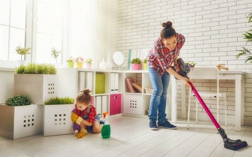 3 способа приучить ребенка убирать за собой игрушки