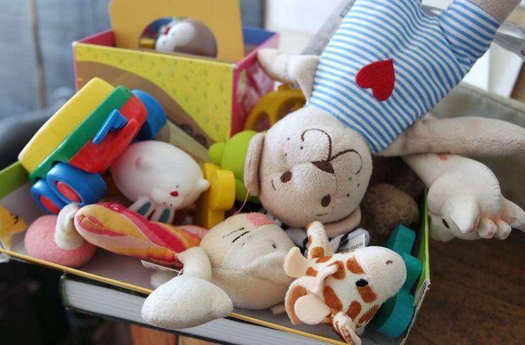 Почему дети ломают игрушки: как реагировать родителям