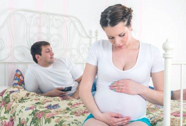 Как мужу пережить беременность жены