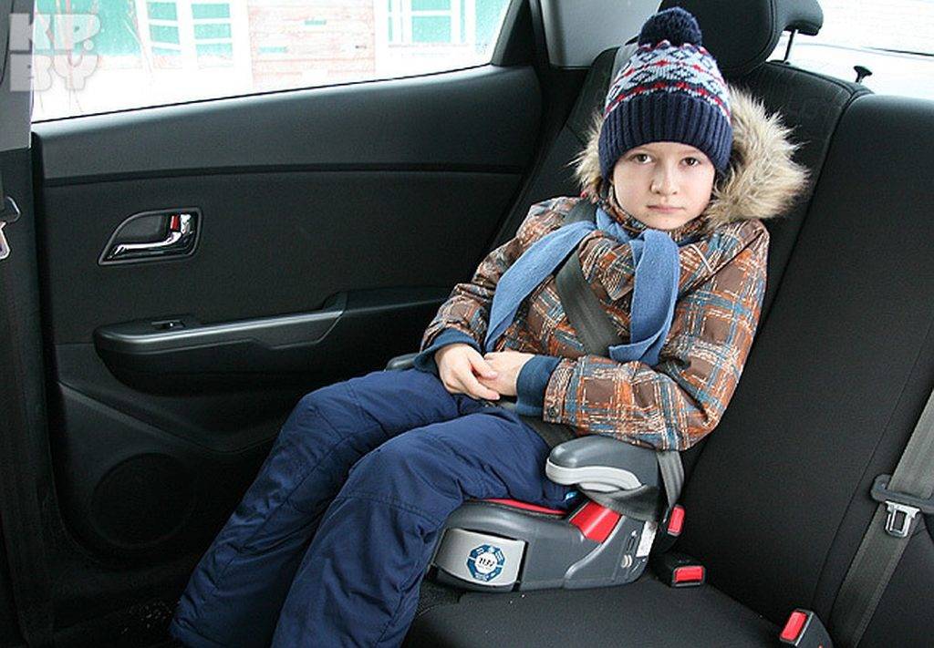 Правила использования бустера для перевозки детей в автомобиле