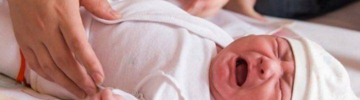 Колики у новорожденного: что делать и как успокоить ребенка