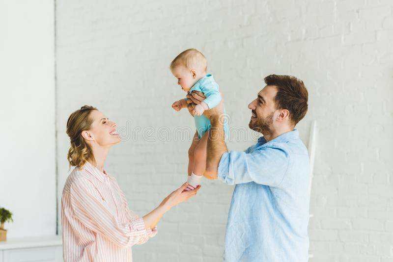 20 правил для отцов, воспитывающих дочерей - мапапама.ру — сайт для будущих и молодых родителей: беременность и роды, уход и воспитание детей до 3-х лет