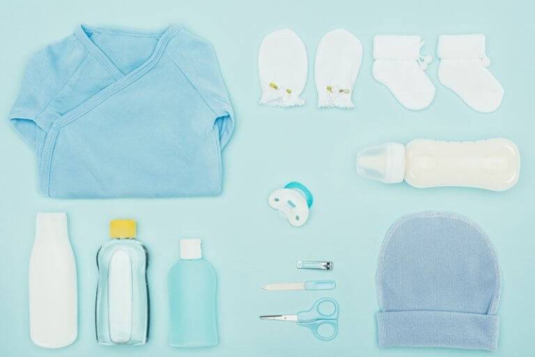 12 абсолютно бессмысленных товаров для новорожденных
