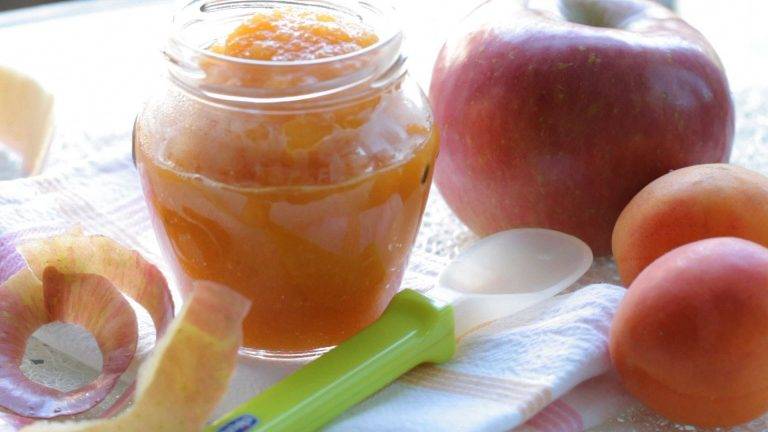 Как сделать яблочное пюре грудничку в домашних условиях