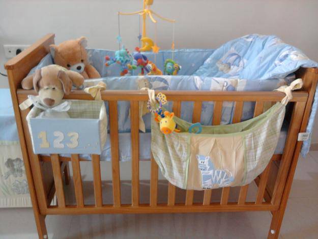 Как украсить детскую кроватку для новорожденных своими руками, оформление колыбели для девочки или мальчика, декоративные мобили и постельное белье