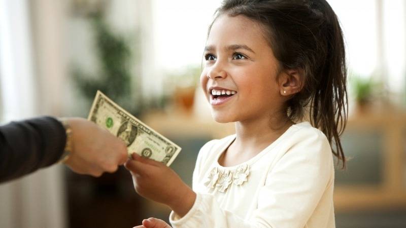 Карманные деньги детям и подросткам: как и сколько, за и против
