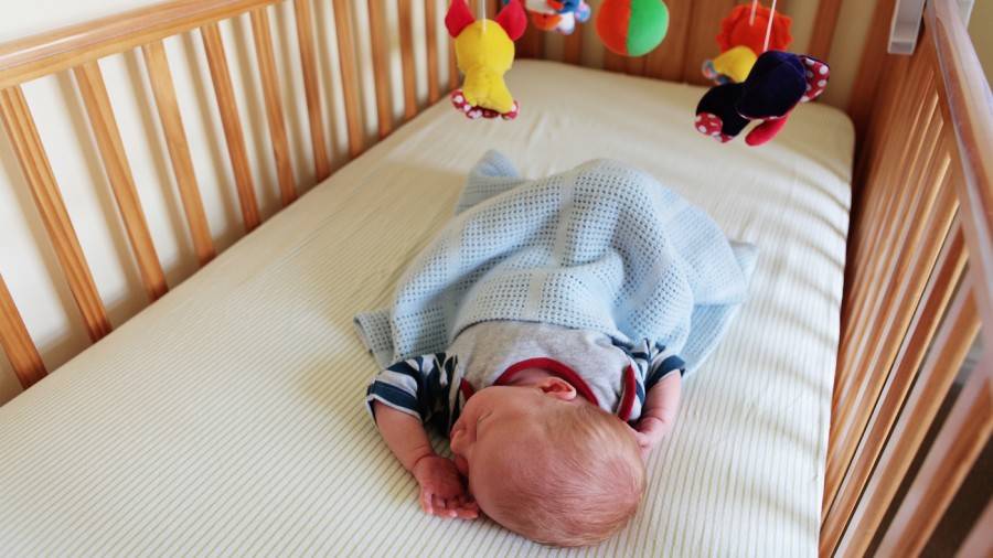 Как уложить ребенка спать: 21 странный, но работающий способ