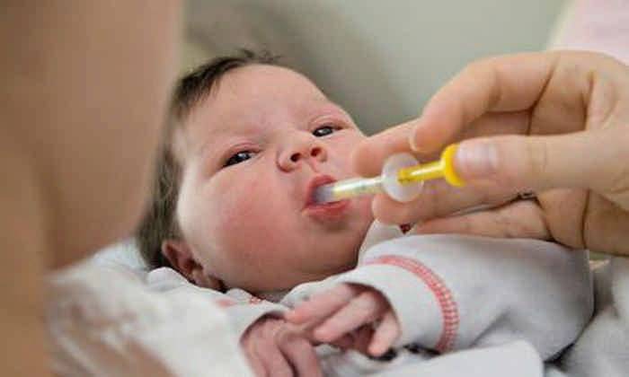 Капли в нос для новорожденных: виды, рекомендации, противопоказания