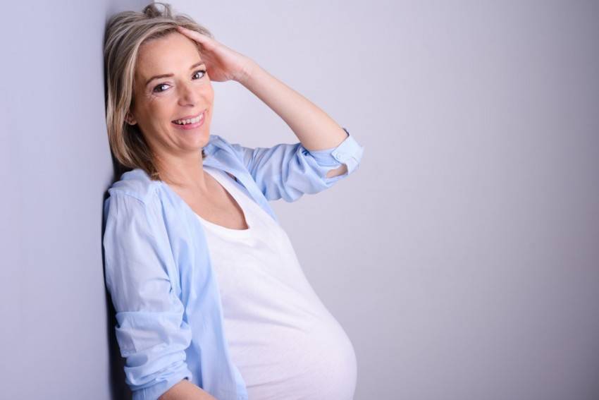 Разбор: скрытые риски поздней беременности для матери и ребенка