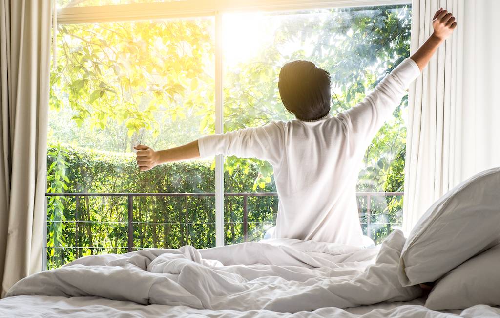 Топ-5 причин раннего пробуждения: как не просыпаться до звонка будильника?