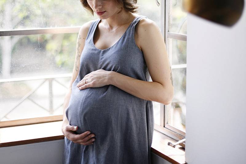 Позднее материнство, беременность после 30-40 лет: плюсы и минусы - сибирский медицинский портал