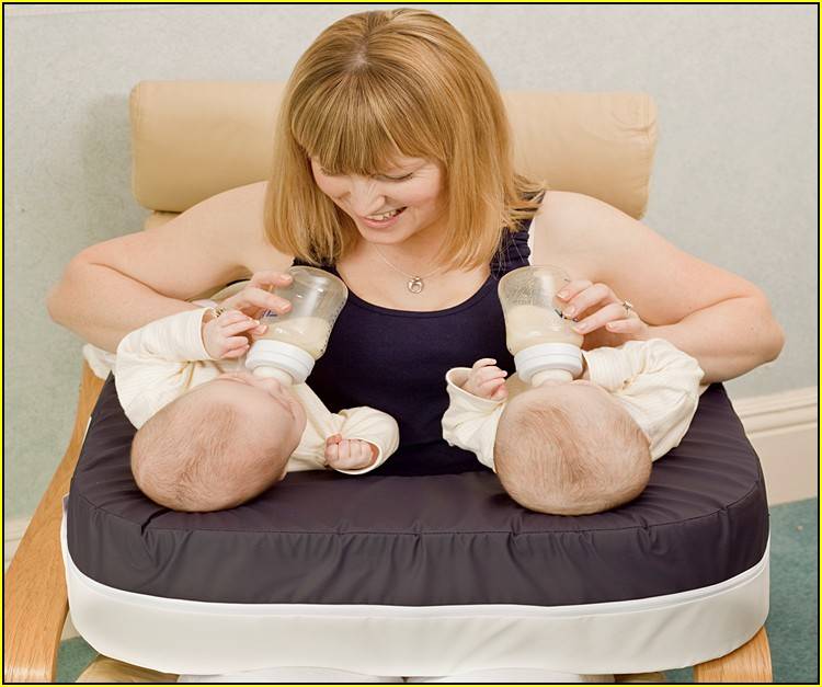 5 причин приобрести подушку для кормления ребенка до родов
