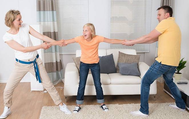 Конфликты между детьми в семье: что делать родителям