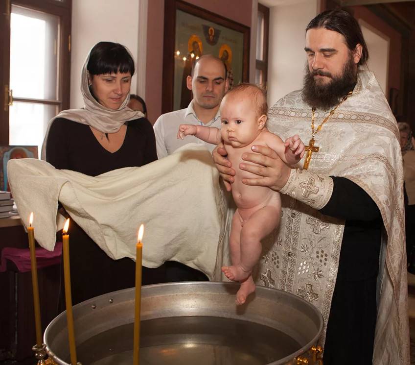 Молитвы при крещении ребенка: для крестных, молитва символ веры