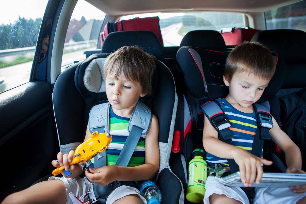 Чем занять ребенка в путешествии на автомобиле