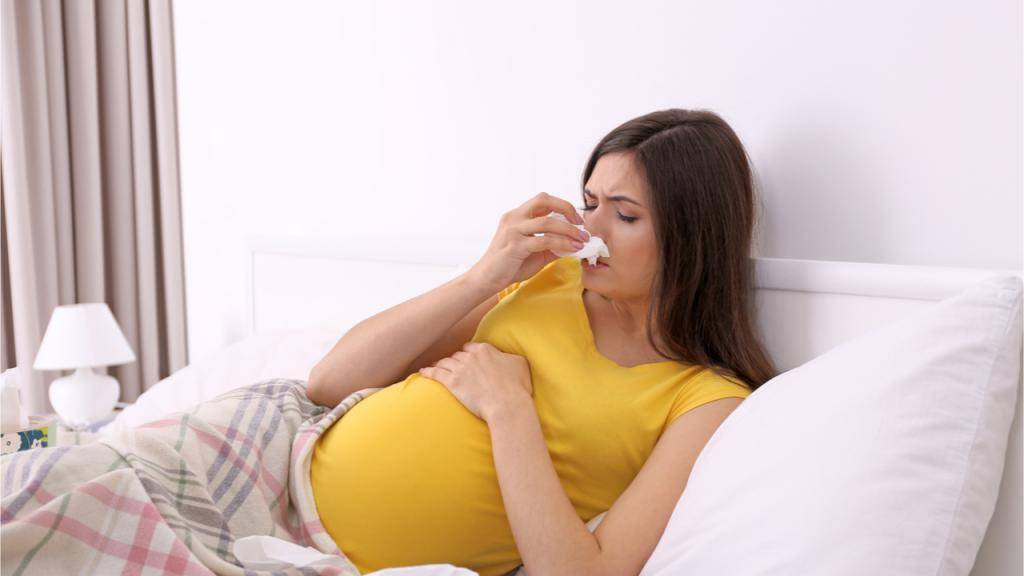 Простуда и насморк при беременности второго триместра: чем опасны и как лечить?