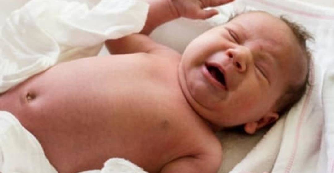 Тремор подбородка у новорожденных: причины и лечение. почему у новорожденного трясется подбородок