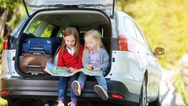 Секреты авто-мамы: как путешествовать с ребенком на машине