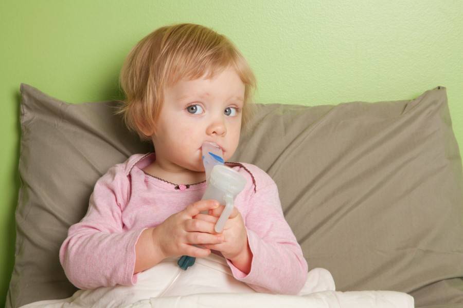 Можно ли делать ребенку ингаляции небулайзером при температуре?