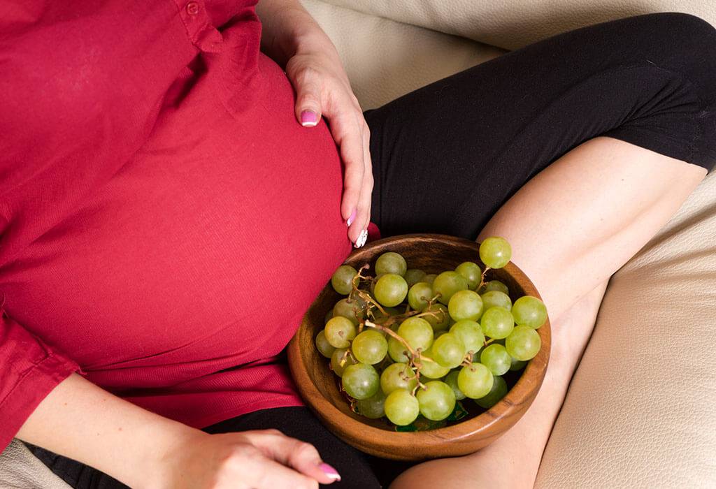 Киви при беременности: можно ли есть, чем полезен, вкусные рецепты