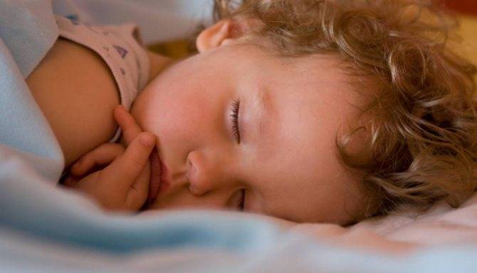 Ребенок скрипит зубами во сне: причины и лечение бруксизма с доктором комаровским