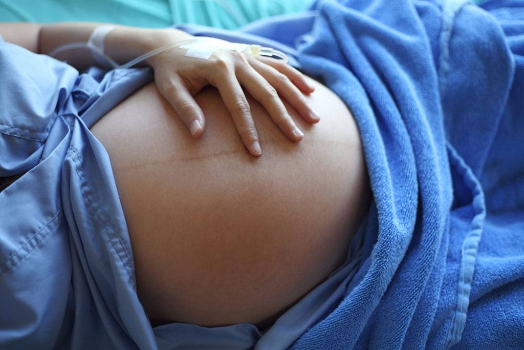 Можно ли применять касторовое масло при беременности?