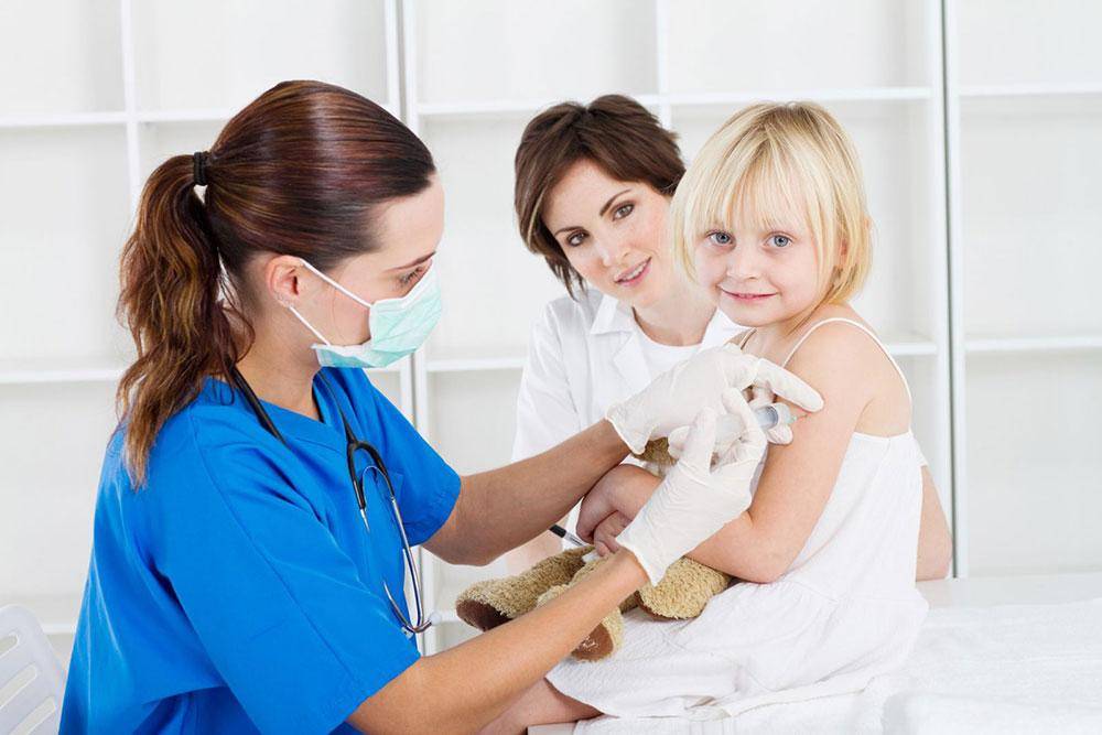 Зачем нужны прививки в раннем возрасте и нужно ли их делать | детская городская поликлиника № 32