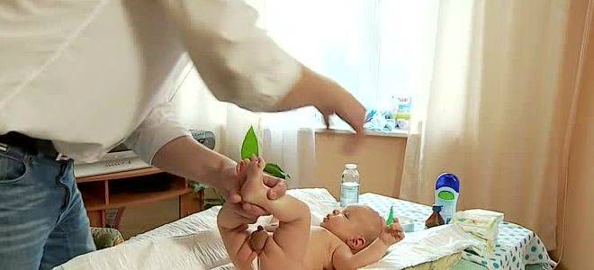 Как делать клизму новорожденному при запоре: состав и дозировка | fok-zdorovie.ru