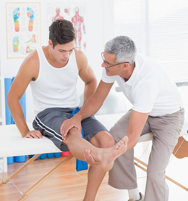 Боли в ногах - что может вызвать данный симптом? причины и лечение боли в ногах.
