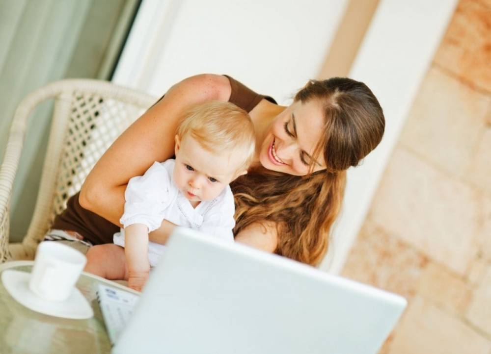 Заработок в декрете для женщин - мама в поисках простого заработка на дому