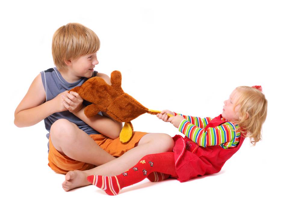 Ребенок дерется: что делать, как отучить ребенка драться в 1,5, 2, 3, 4 года | полезно знать | healthage.ru