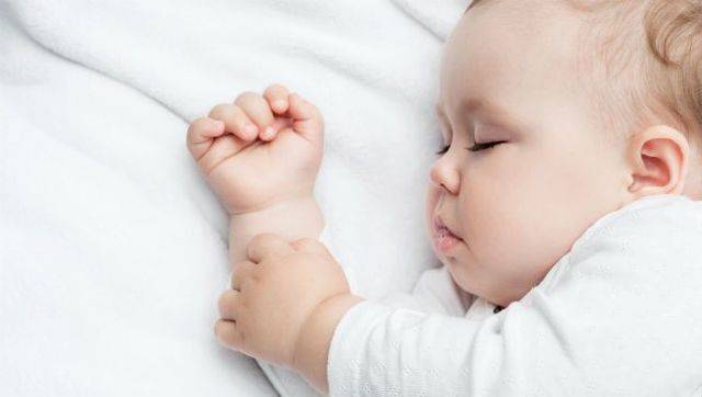 Совместный сон с ребенком: полезен или вреден?