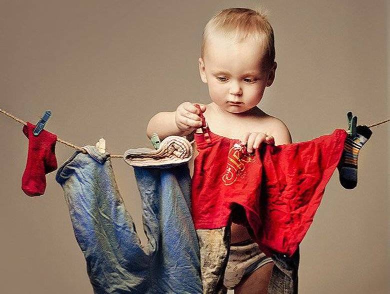 Как одевать ребенка весной: консультация для родителей