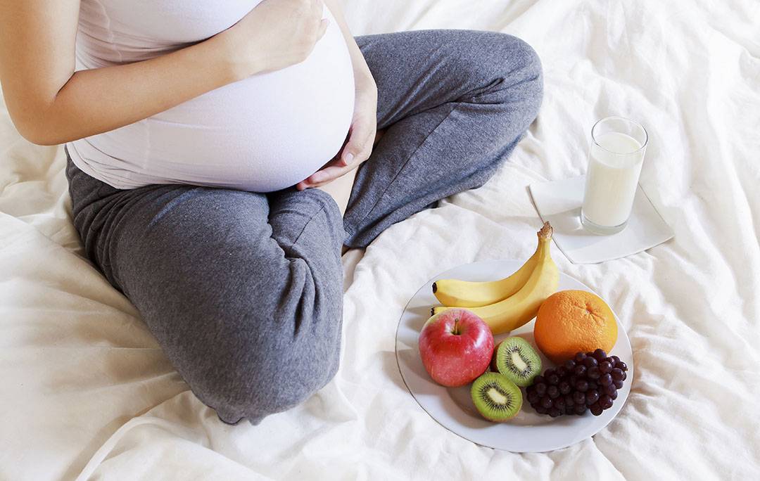 Что угрожает беременности: 12 продуктов питания, которые надо исключить