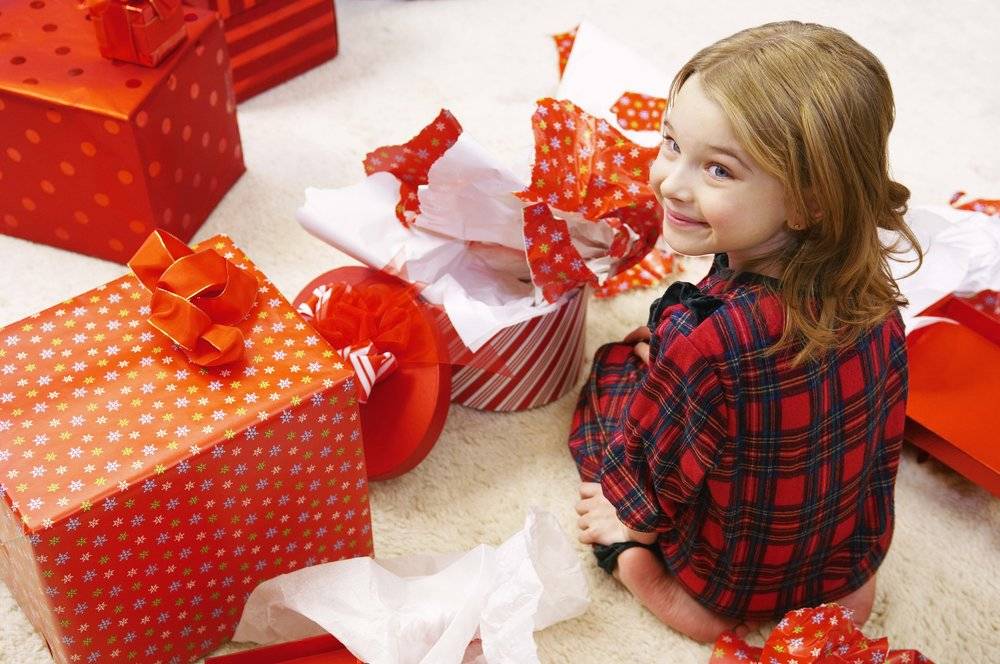 100 идей подарков ребенку на новый год