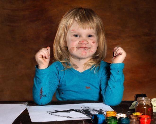 Ребенок выбирает черный цвет для рисования: что это значит в психологии? почему ребенку нравится, ребенок любит черный цвет? темные краски в рисунках детей: значение в психологии