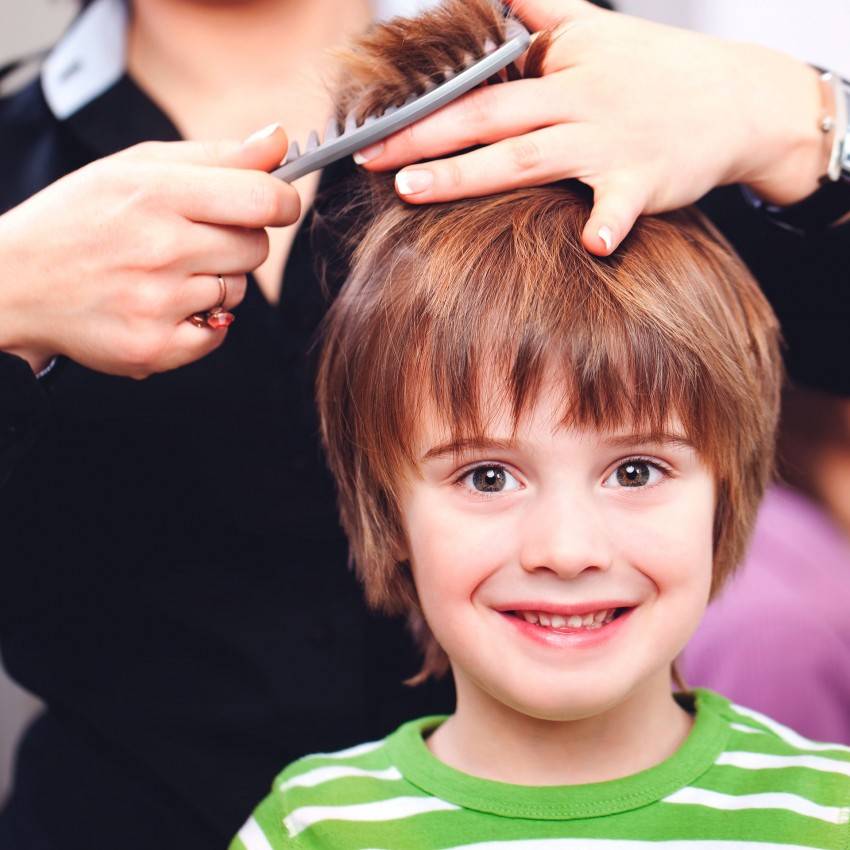 Как подстричь мальчика ребёнка машинкой и ножницами дома