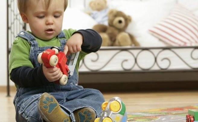 Почему дети ломают игрушки? консультация ( группа) на тему