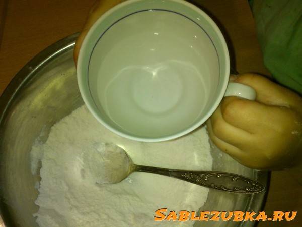 Соленое тесто для лепки с детьми своими руками: как сделать тесто из муки и соли для создания фигурок