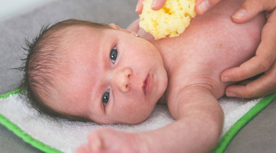 Болезни кожи у новорождённых: 7 различных проявлений