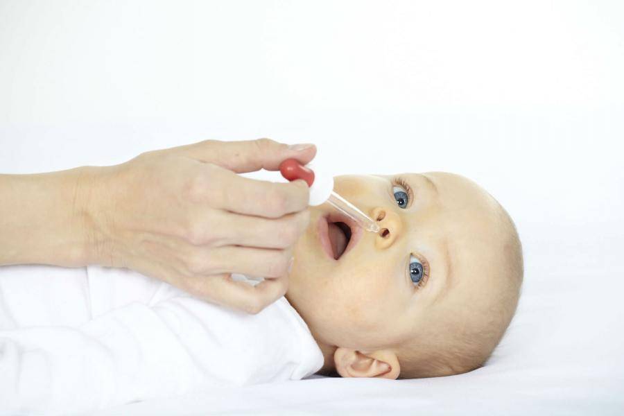 Как почистить носик новорожденному: 6 способов - горлонос.ру