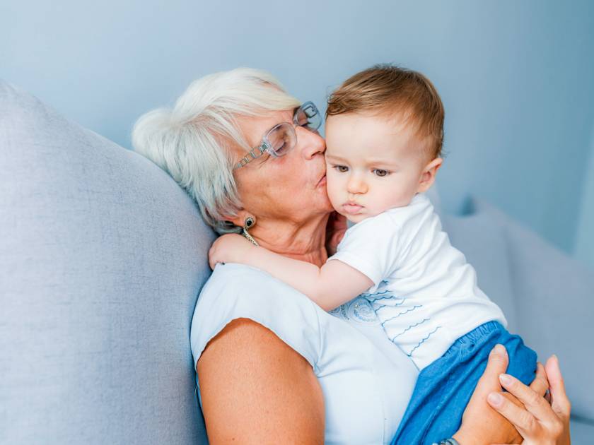 Родители, ребенок и бабушка: сложности взаимоотношений