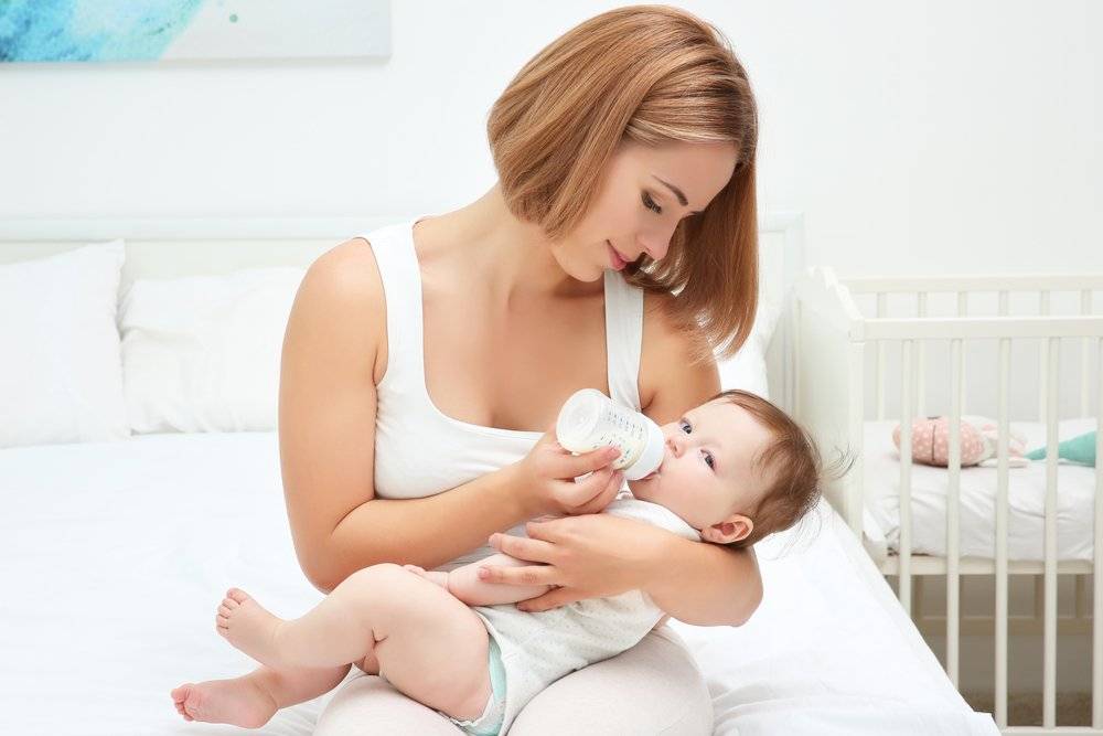 До какого возраста кормить ребенка грудным молоком: плюсы и минусы разных подходов