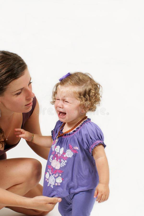 Как пережить капризы детей: советы психологов