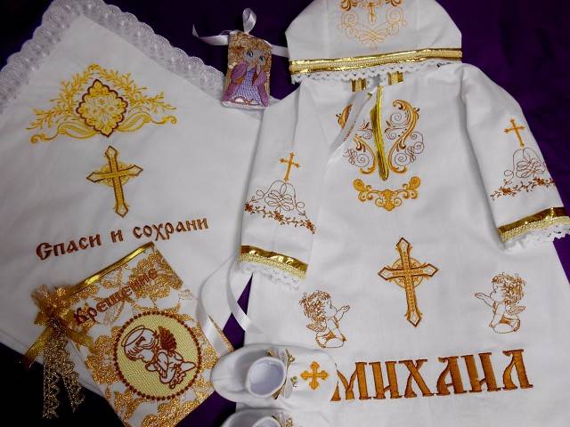 Православные традиции: что крёстные родители дарят ребёнку на крещение