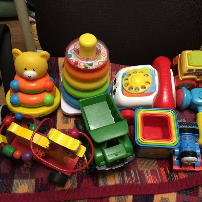 Какие развивающие игрушки нужны ребенку в 8 месяцев для обучения