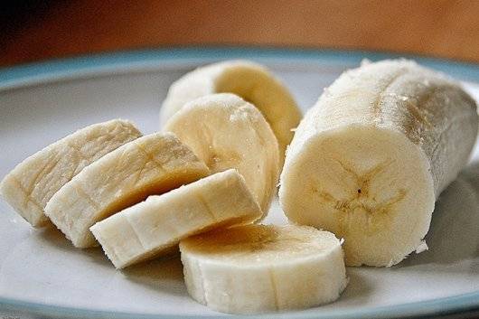 Можно ли кормящей маме бананы