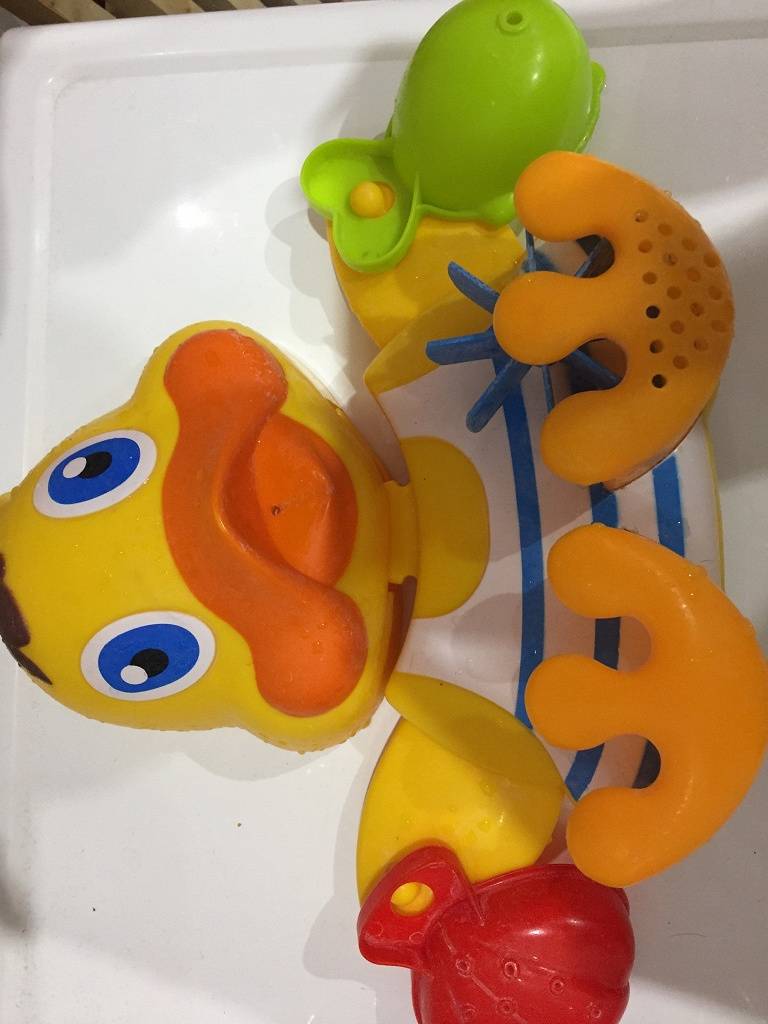 Игрушки для ванной — какие бывают игрушки, правила и особенности выбора и безопасное хранение игрушек (80 фото)