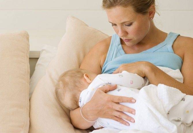 Лечение боли в горле при грудном вскармливании: что можно и нельзя кормящей маме?