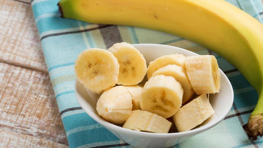 Можно ли бананы при грудном вскармливании новорожденного, когда и в каком количестве